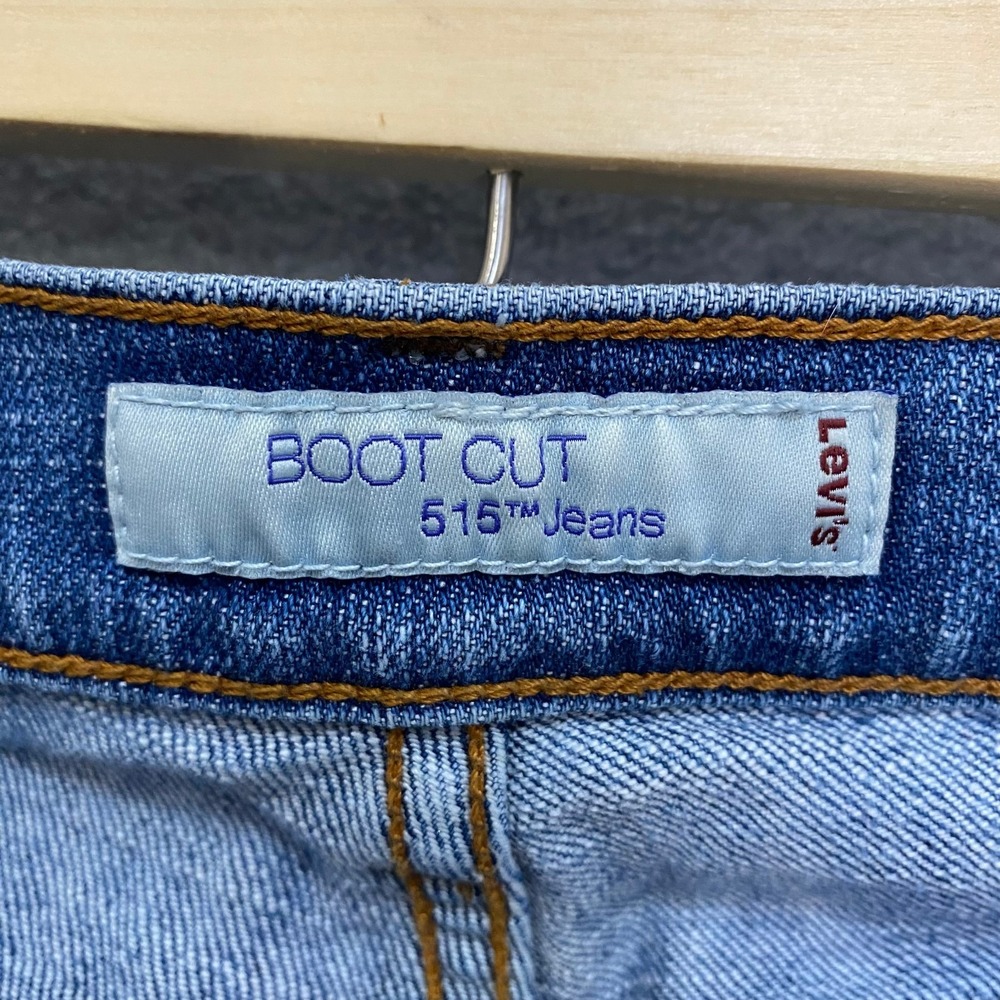 LEVIS 515 Women's Size 8 Long Boot Cut Mid Rise Medium Wash Denim Blue Jeans - Picture 6 of 13